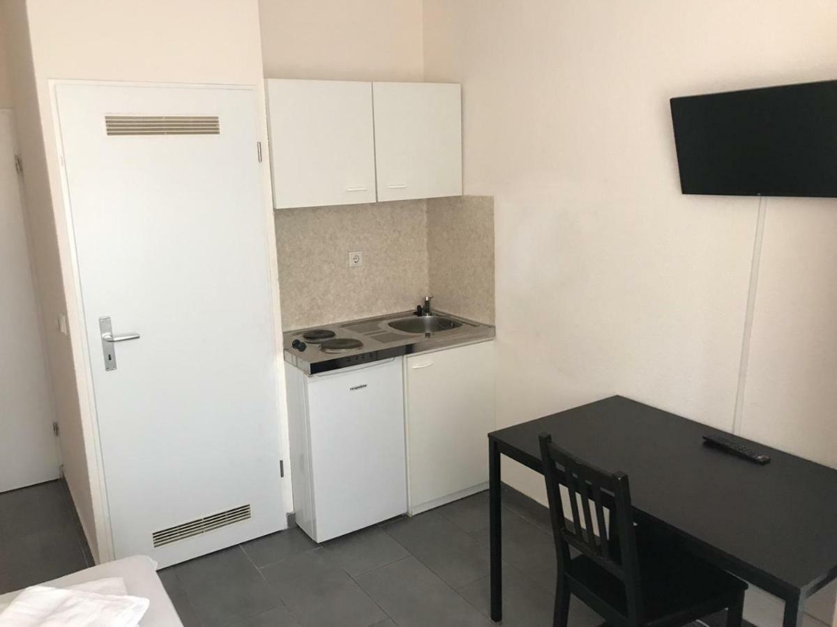 Rentapartment Duesseldorf Стая снимка